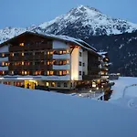 Alpengasthof Gruener Hotel 4*