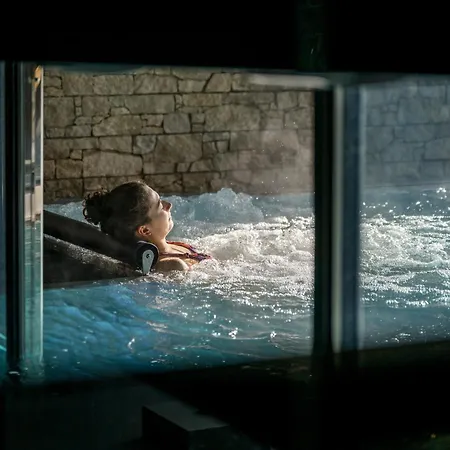 Alpengasthof Gruener, In & Out 4*