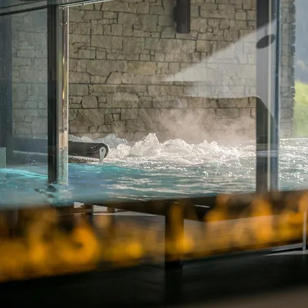 Alpengasthof Gruener, In & Out فندق