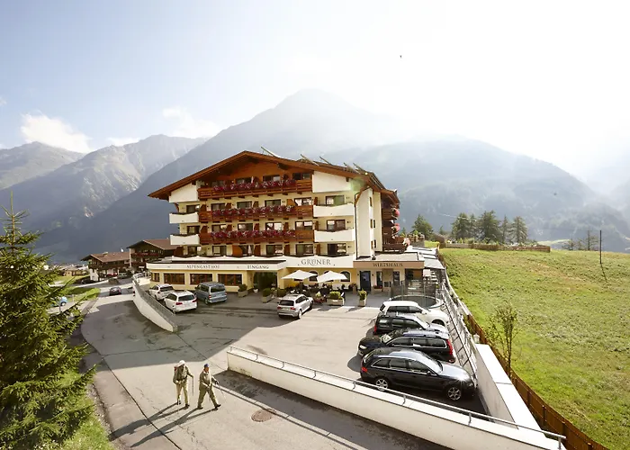 Alpengasthof Gruener, In & Out Отель Зёльден