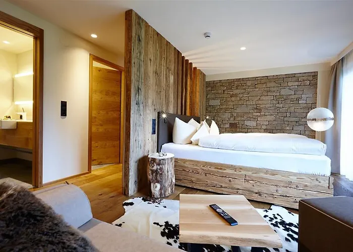 Alpengasthof Gruener, In & Out Отель Зёльден