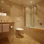 Отель Alpengasthof Gruener, In & Out Зёльден