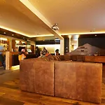 Alpengasthof Gruener, In & Out 4*