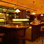 Hotel Alpengasthof Gruener, In & Out Solden