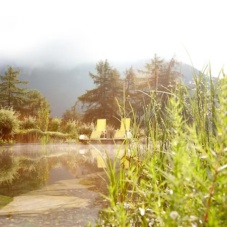 Alpengasthof Gruener, In & Out 4*