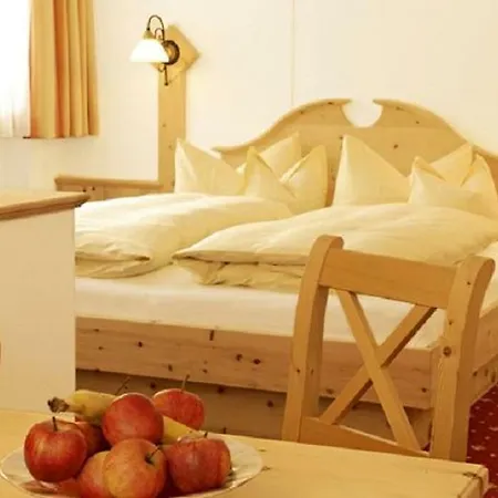 Hotel Alpengasthof Gruener, In & Out 4*