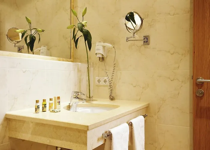 Alpengasthof Gruener, In & Out Hotel