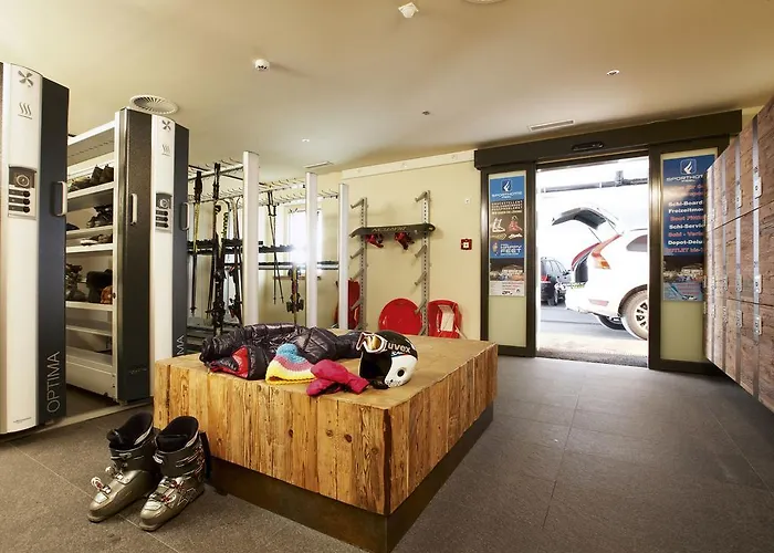 Otel Alpengasthof Gruener, In & Out 4*