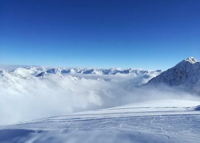 Alpengasthof Gruener, In & Out Отель Зёльден