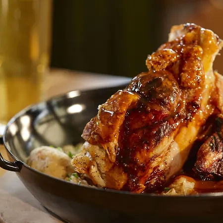 Alpengasthof Gruener, In & Out 호텔 솔덴