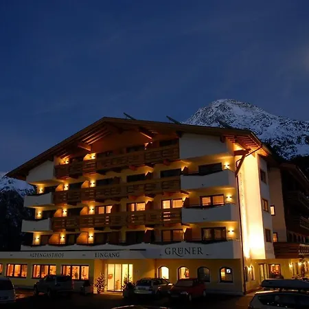 Hotel Alpengasthof Gruener 4*